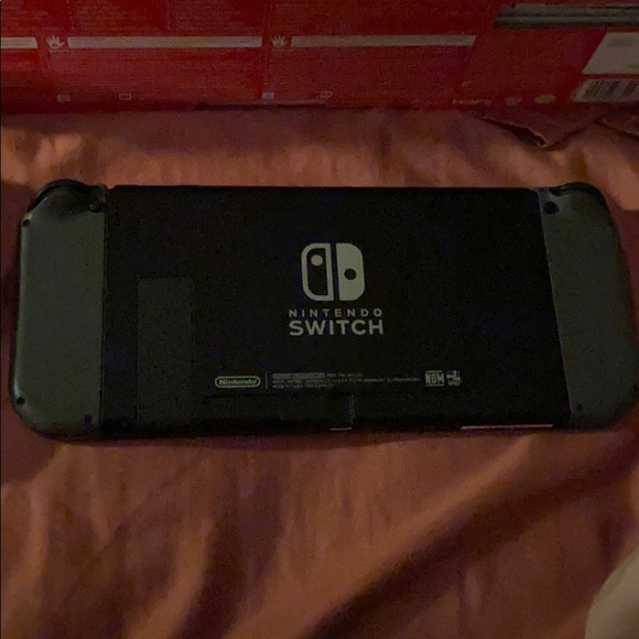 Nintendo switch - Picture 4 of 12